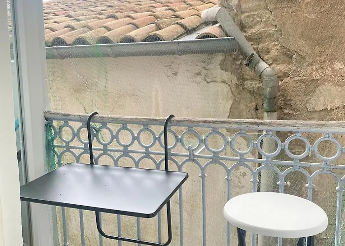 Le Chapelier - Dans L'eccuson Nîmes
